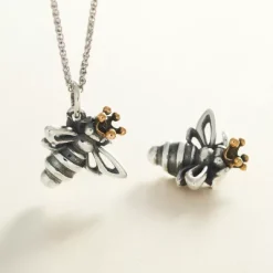 Queen Bee Charm -James Charm Sales CM 5567 806480 altS