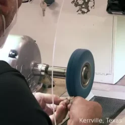 Enamel Beautiful "Mom" Charm -James Charm Sales CM 5951 VID