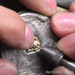 Delicate Pave Diamond Heart Pendant -James Charm Sales CM 6060 436885 DelicatePaveDiamondHeartPendant vid social