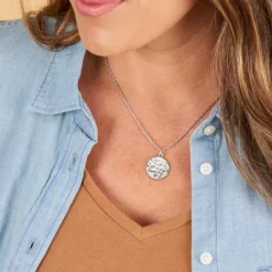 Love Makes Us A Family Charm -James Charm Sales CM 6137 473536 ONF