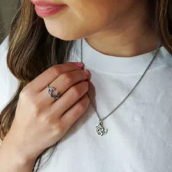 Floral Horseshoe Charm -James Charm Sales FloralHorseShoe col IGC